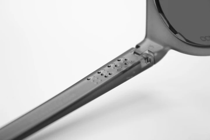 AVEO-Macula-Braille-03_254b0f5a-5aa1-4eb4-a668-0cf78f96719f_720x