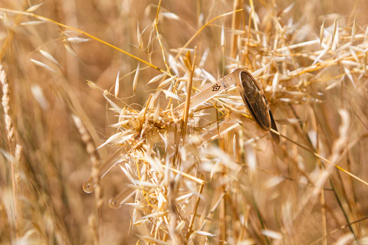 AVEO-Macula-Fade-Sand-00_720x