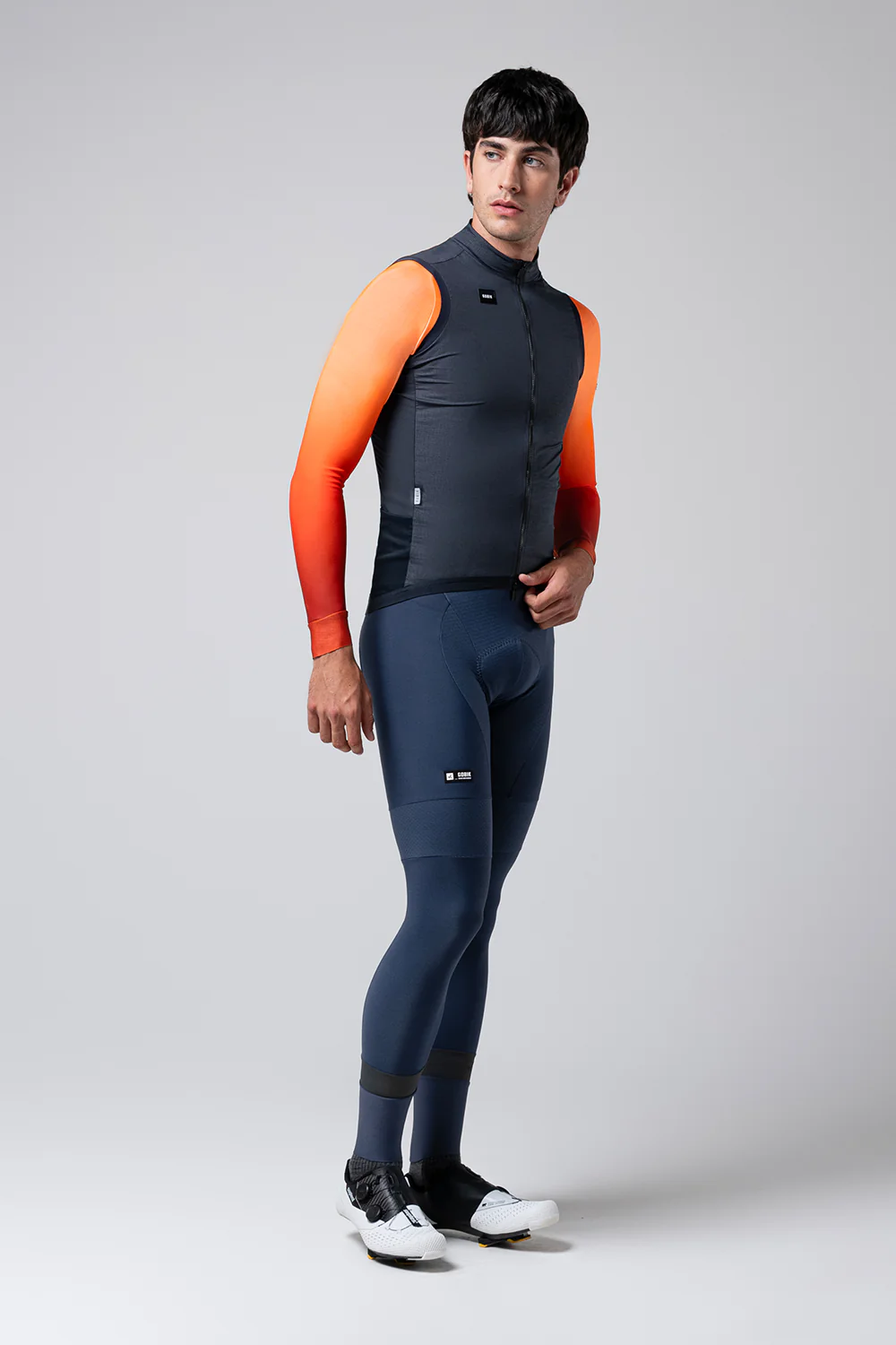 10-04-027-003-vest-vector-2-0-men-ultrablue-05