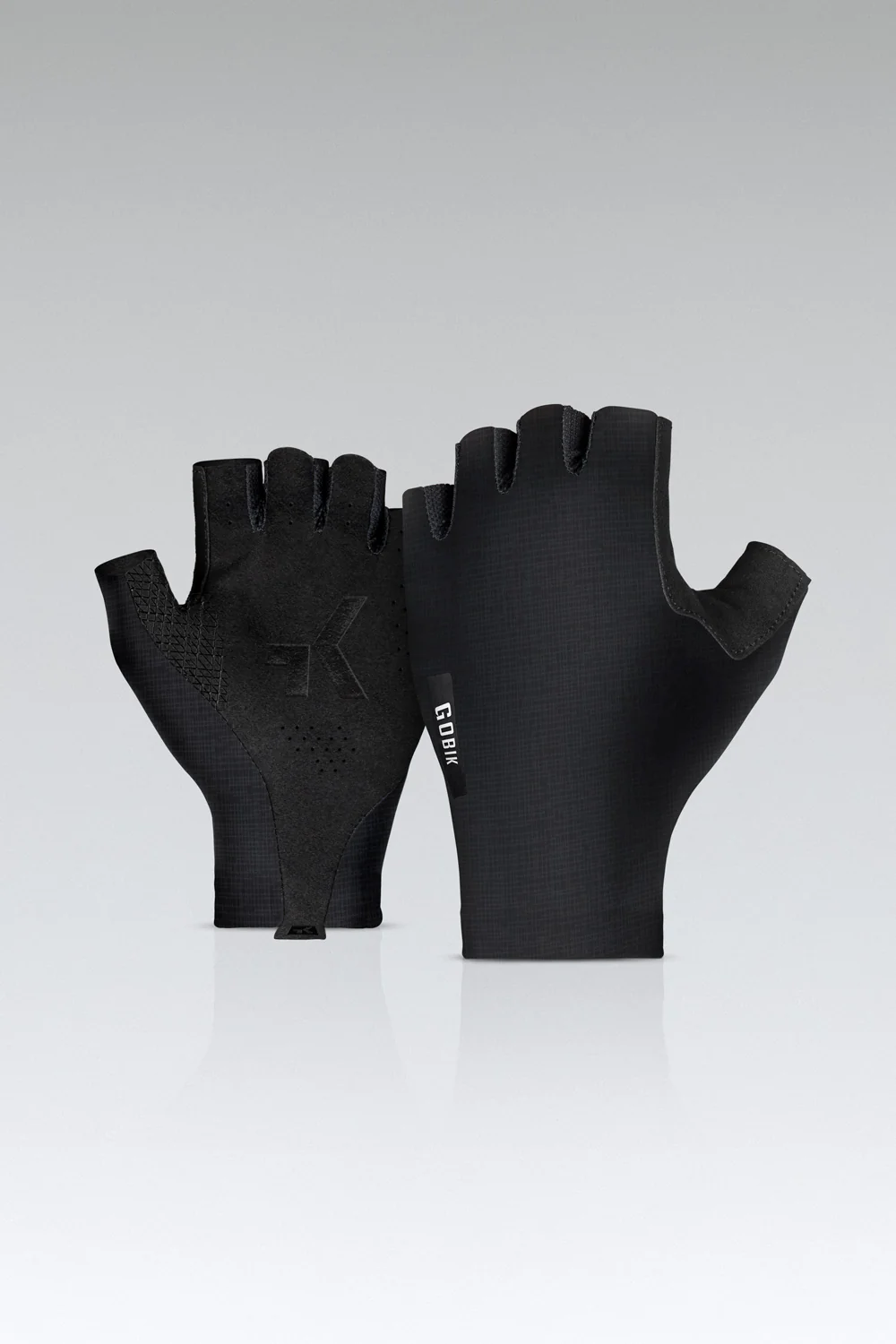Guantes-unisex-Mamba_2.0-Black-Caps_Unity-Gobik-1-SKU-15-05-021-002