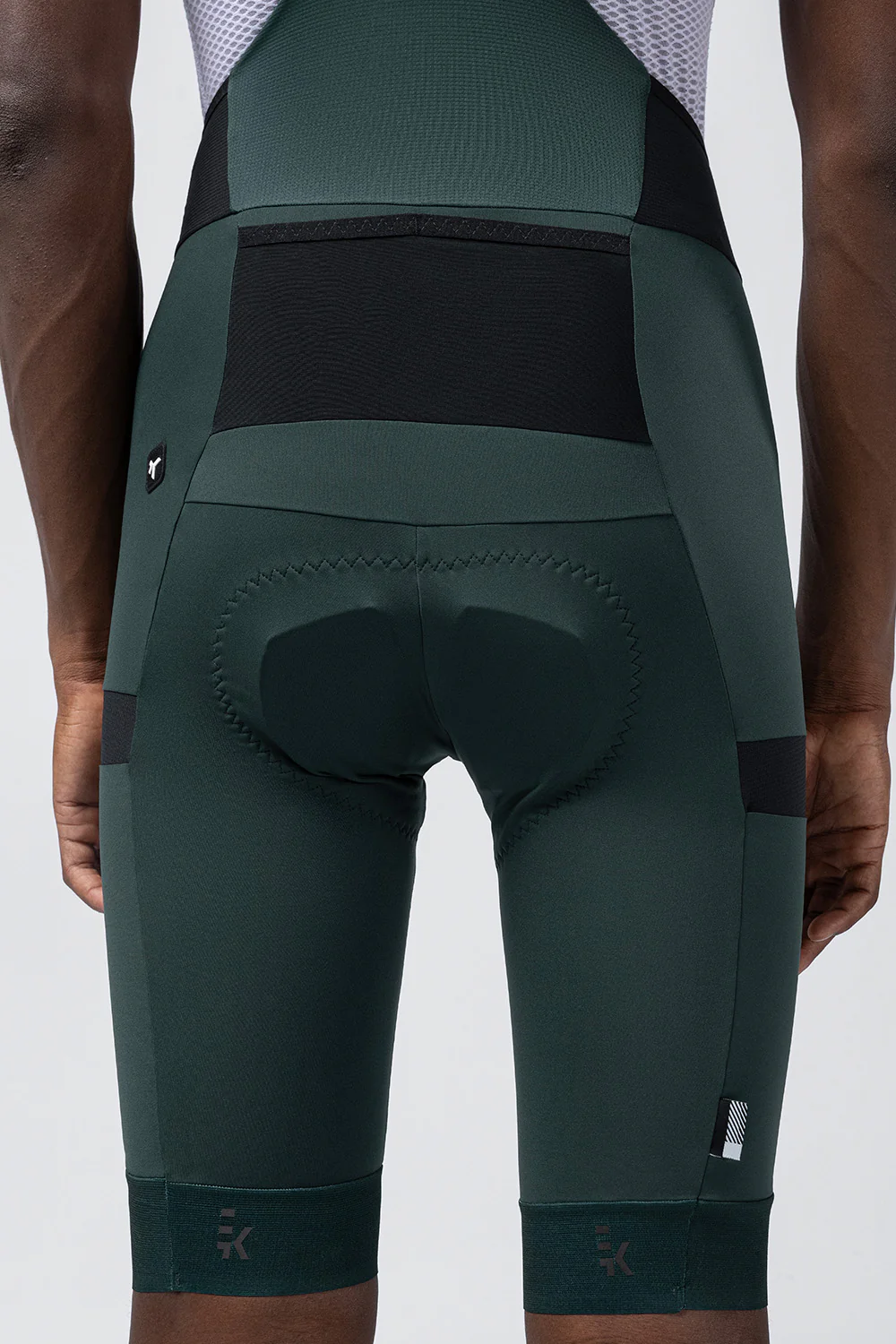 bib-short-grit-3-0-men-pinewood-g10-10