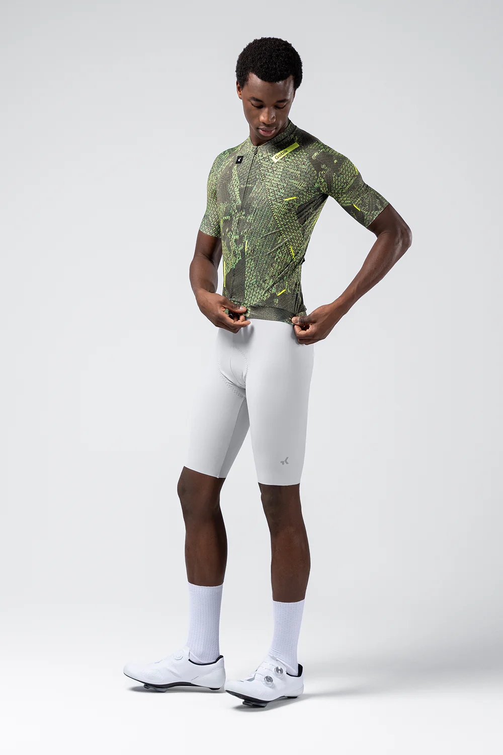 short-sleeve-jersey-cx-pro-4-0-unisex-bug-preorder-warm26-05_f0f0dda0-6ee4-40a4-9e42-42f675a9e740