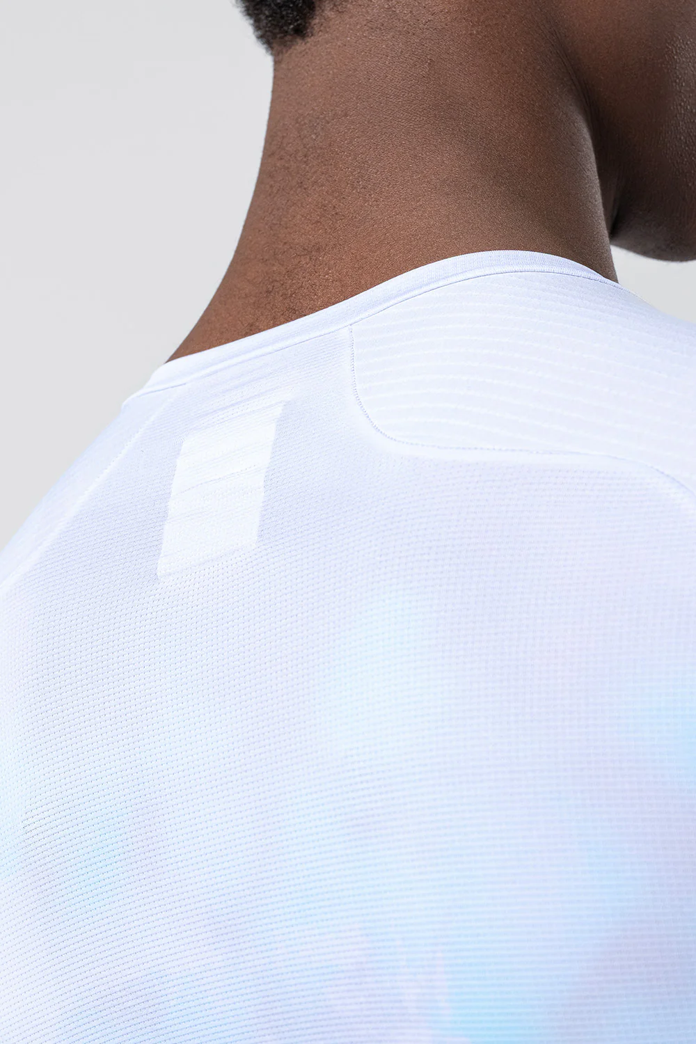 short-sleeve-jersey-reactive-unisex-gossy-08_756ebb80-5755-4a90-8904-0b6190f8413e
